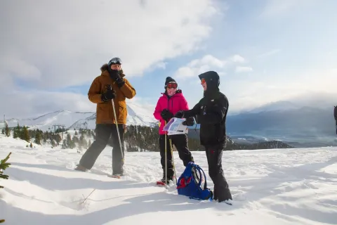 Snowshoeing Lake Louise Banff