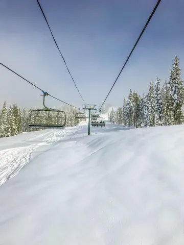 Chairlift Mount Washington Powder