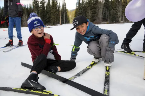 Spirit North Indigenous Youth Cross Country skiing Alberta