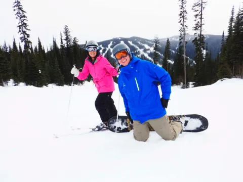 Snowboarding at Sun Peaks