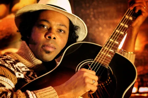 Alex Cuba